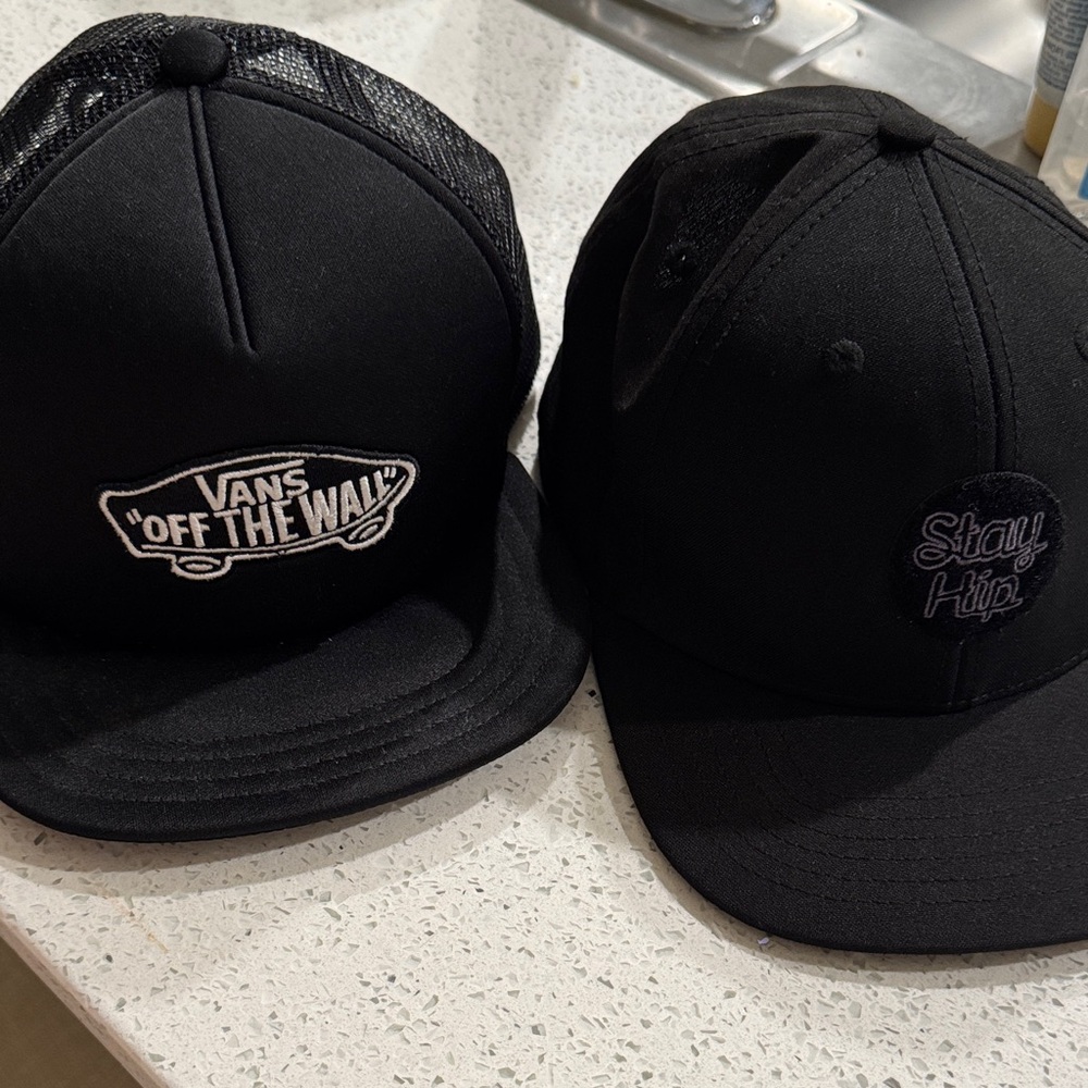 Kids Vans Black Mesh and Solid Caps Set